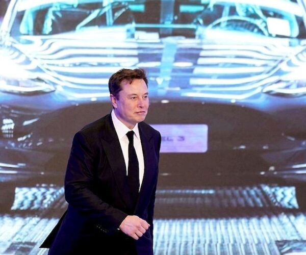 Elon Musk ตัดสินใจที่จะไม่เข้าร่วมบอร์ด Twitter, CEO Parag Agrawal เผย