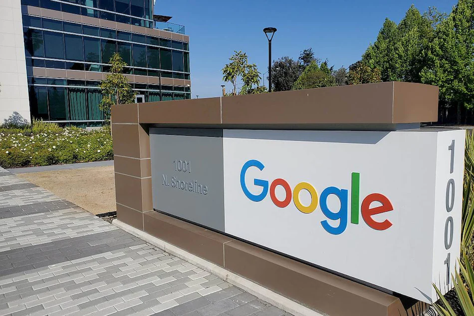 Google กำลังดำเนินการขอให้ผู้ใช้ลบหมายเลขโทรศัพท์ ที่อยู่ออกจากผลการค้นหา