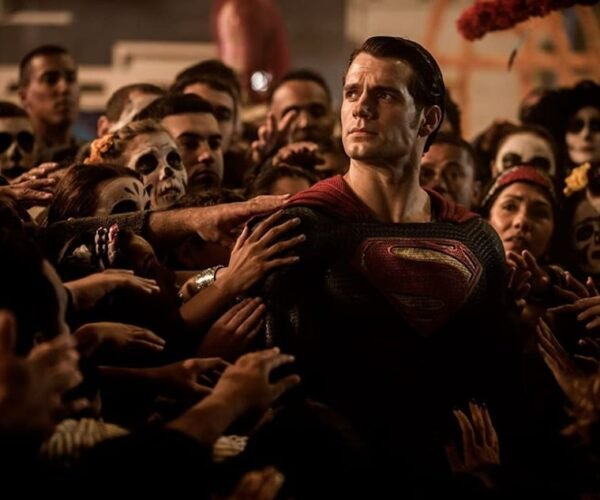 Henry Cavill to Return as Superman in Upcoming DC Films